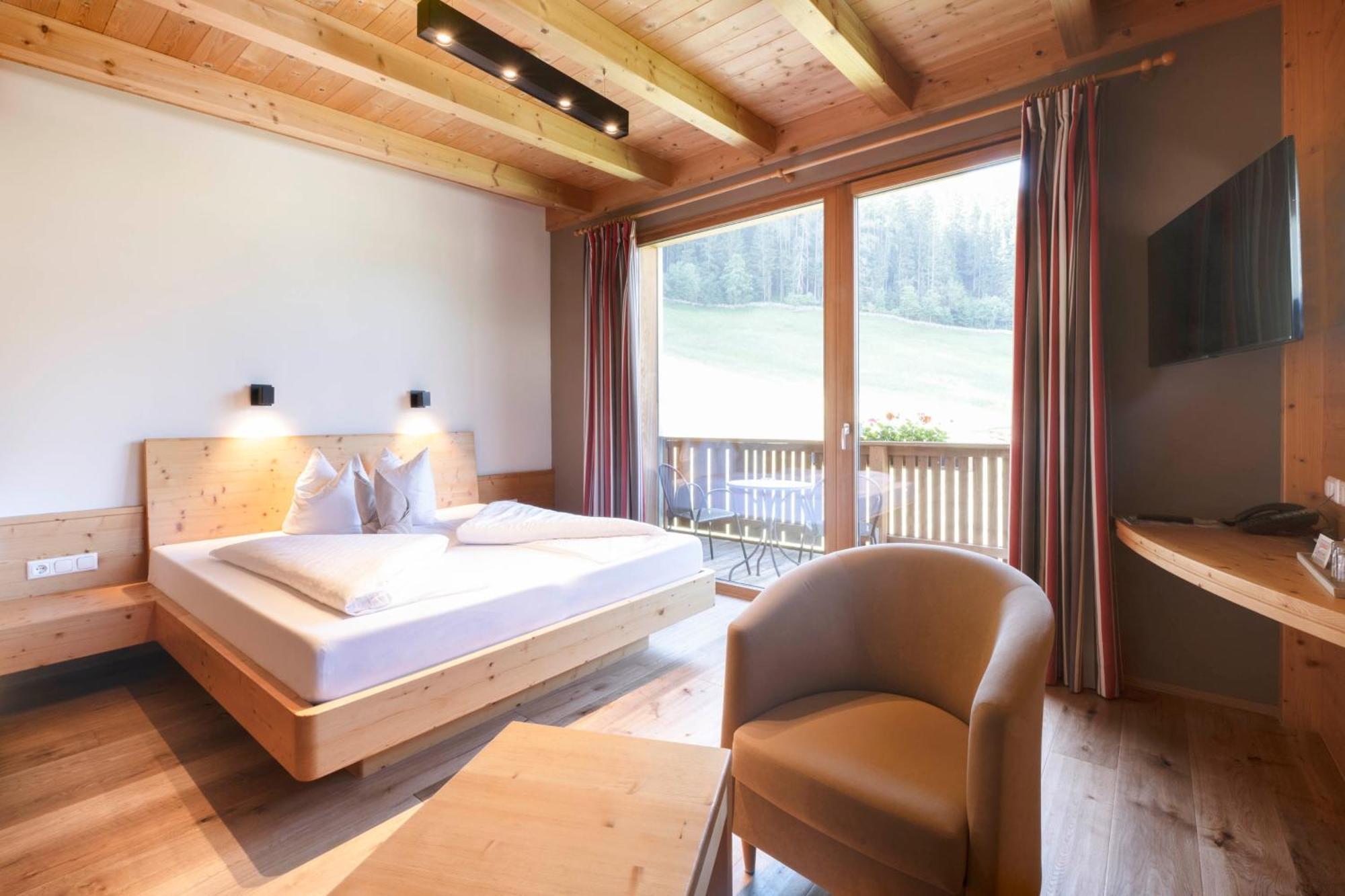 Lifestylepanoramahotel Erika Superior Neustift im Stubaital Exterior photo